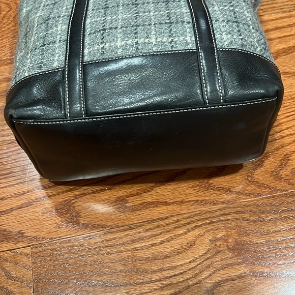 Coach Hampton Wool & Leather Tote - Picture 3 of 9